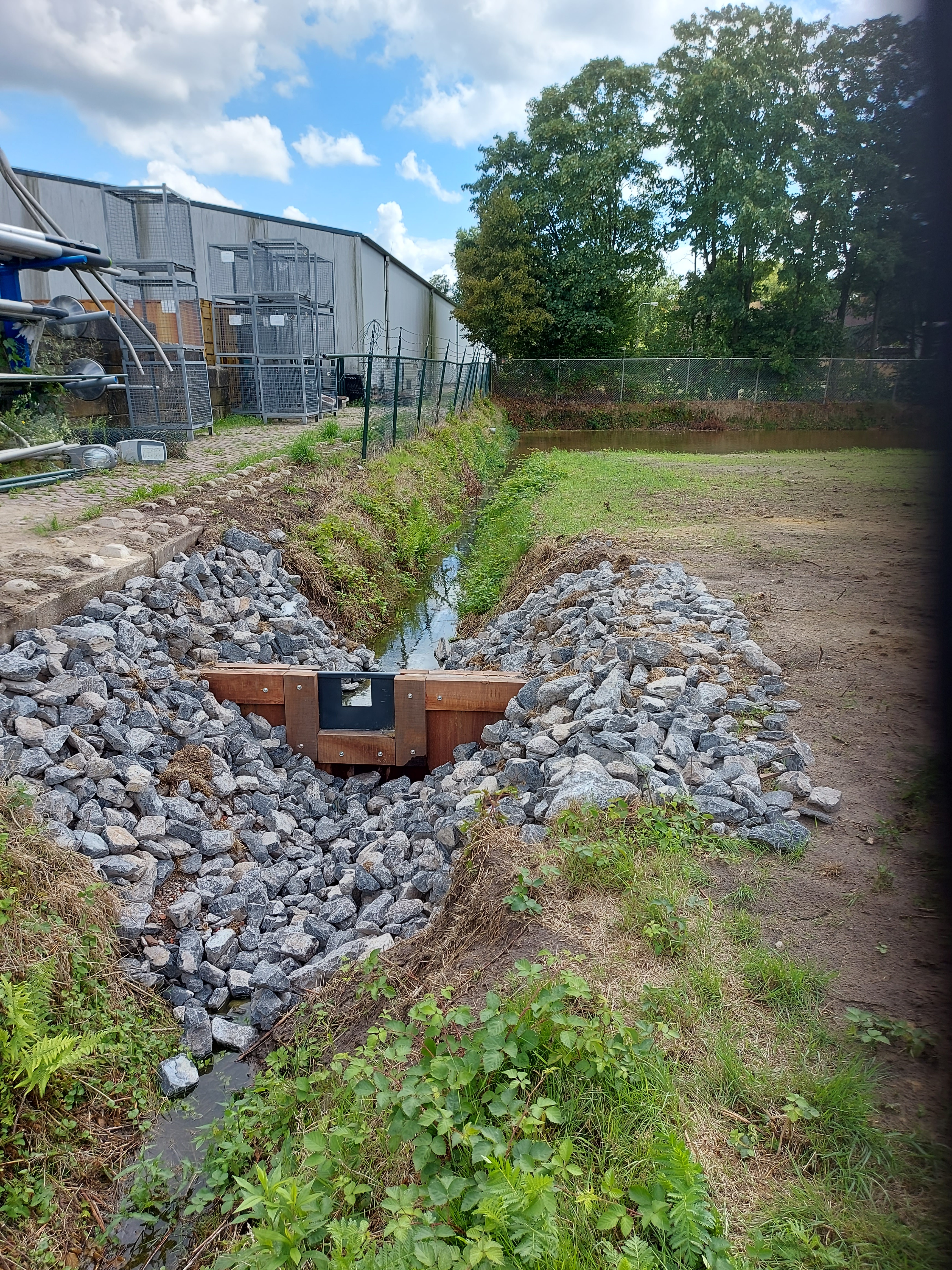 Retentievijver Voorkomt Wateroverlast Op En Rond Bedrijventerrein ...